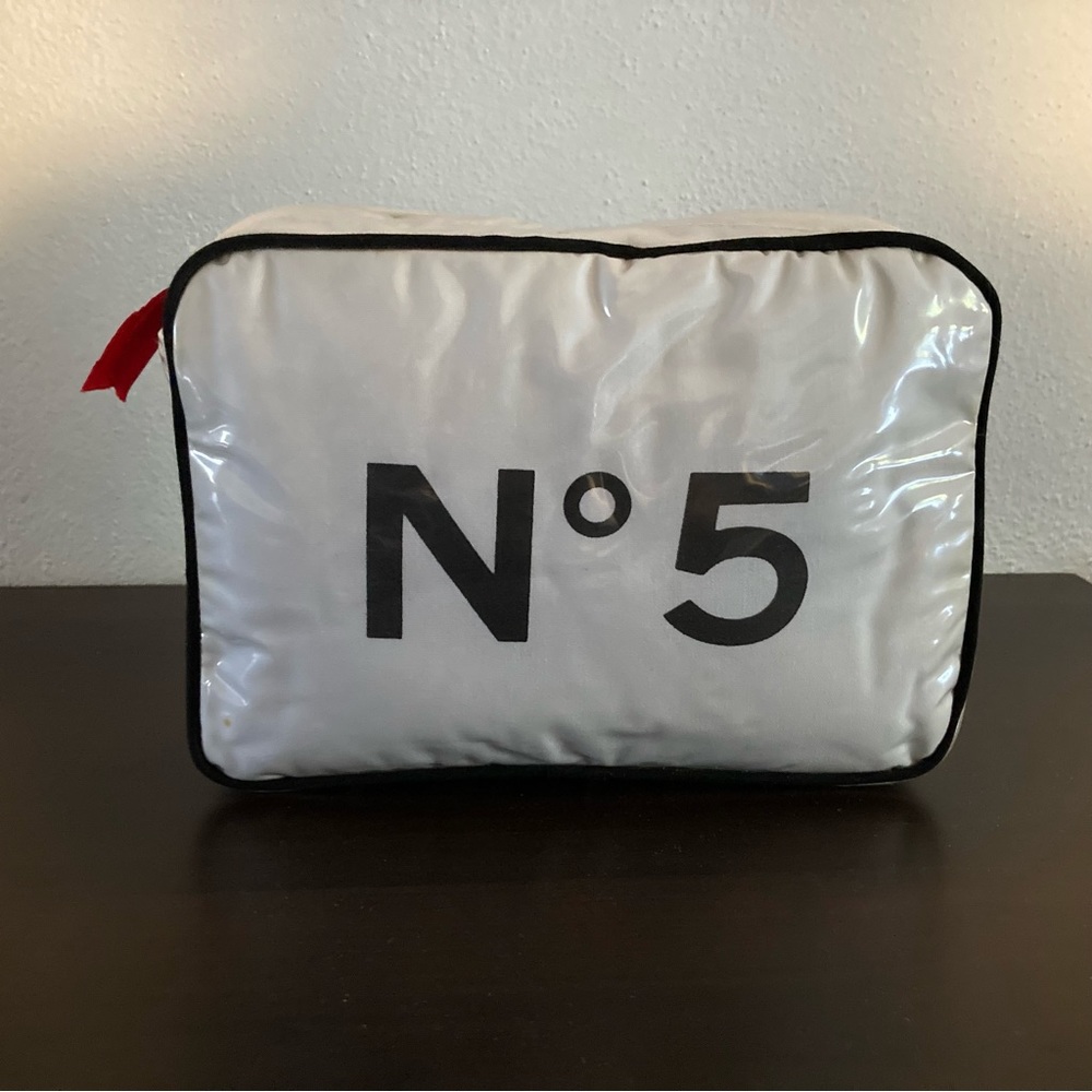Vintage Chanel No 5 Zip Makeup/Cosmetic Case